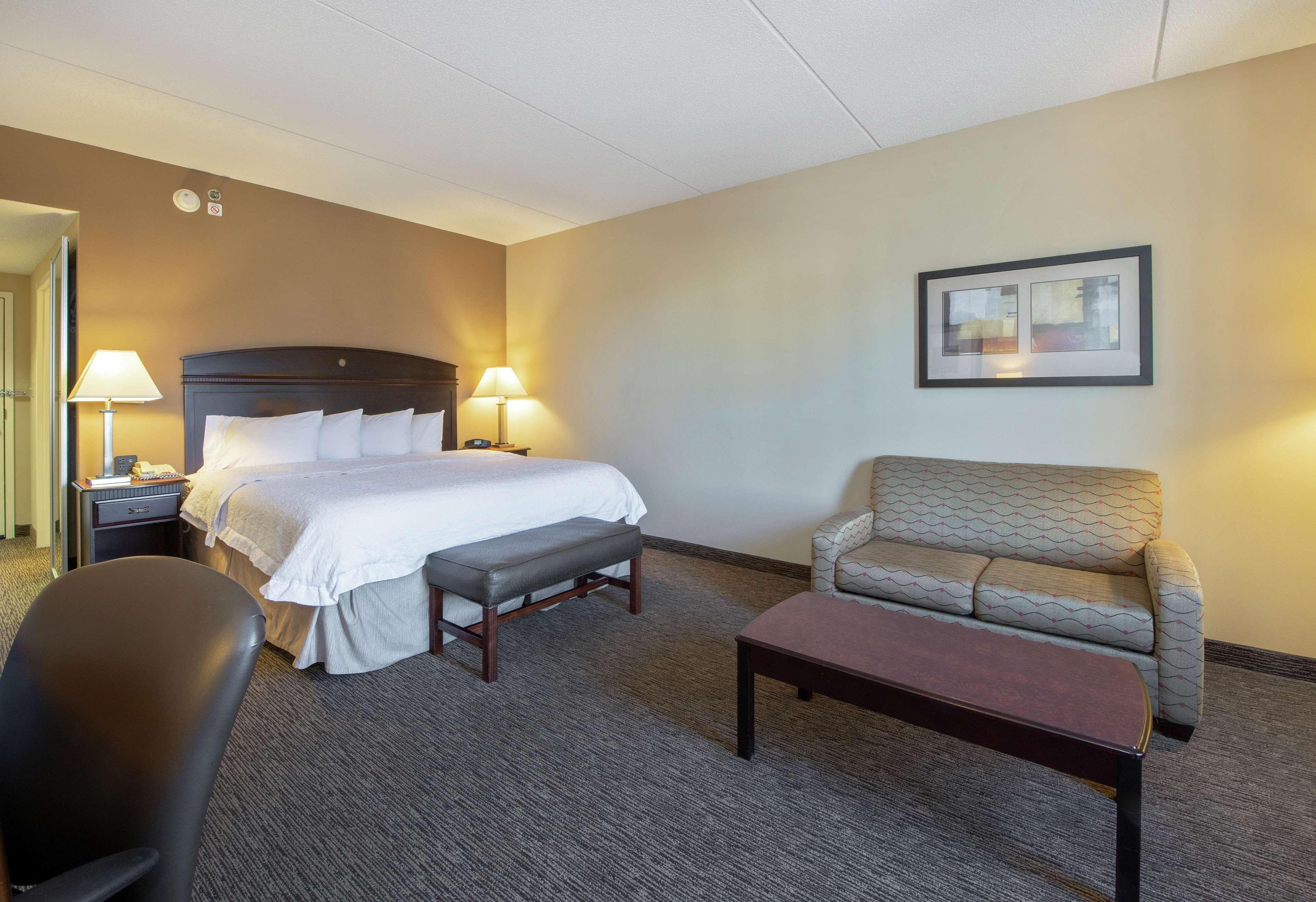 Hampton Inn & Suites Burlington Dış mekan fotoğraf