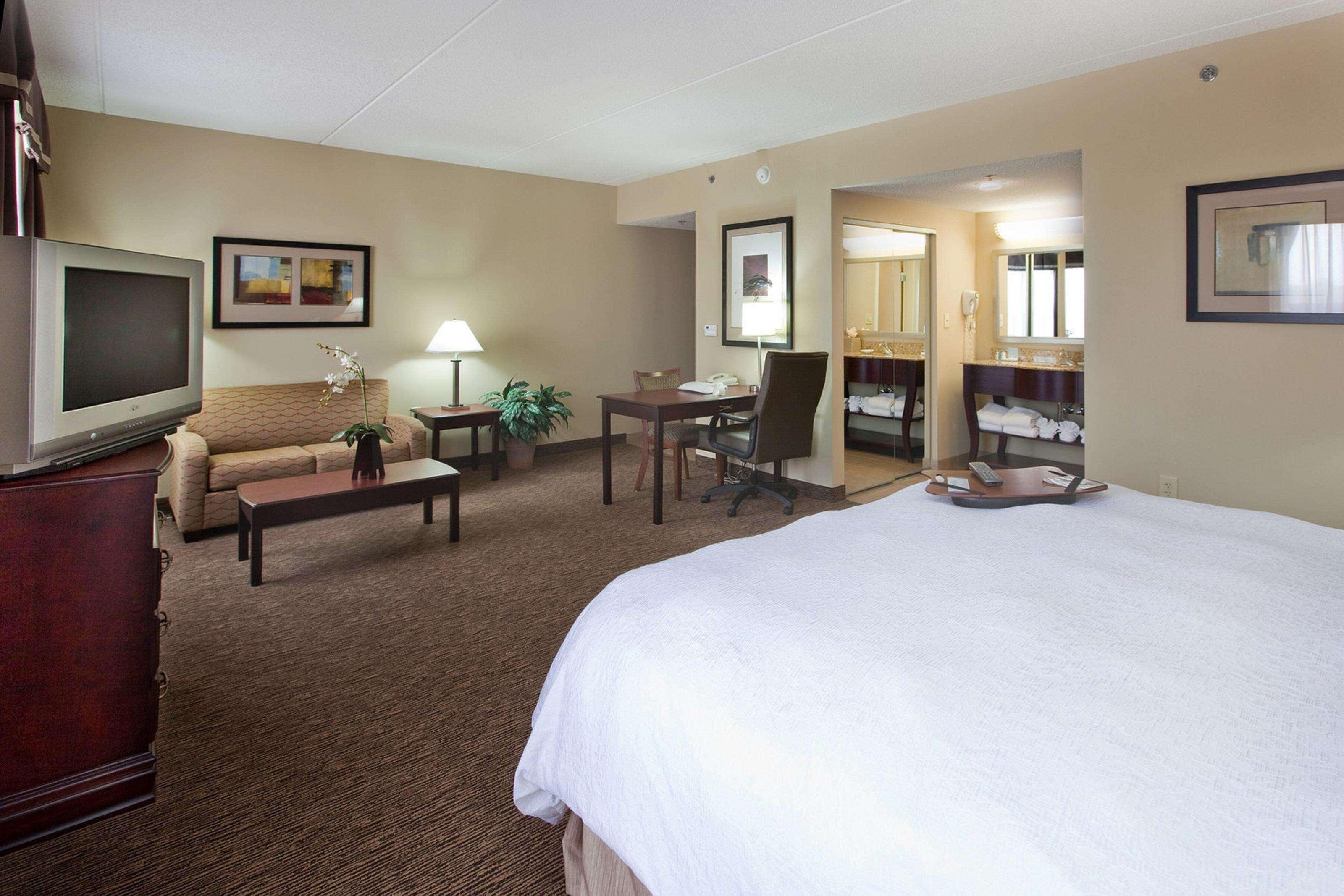 Hampton Inn & Suites Burlington Oda fotoğraf