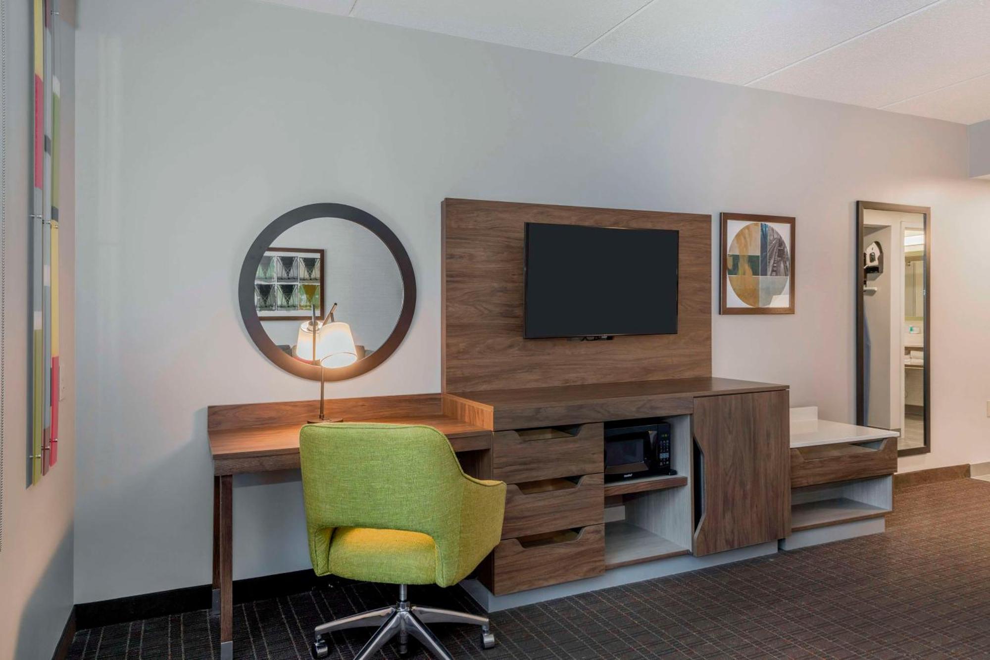 Hampton Inn & Suites Burlington Dış mekan fotoğraf
