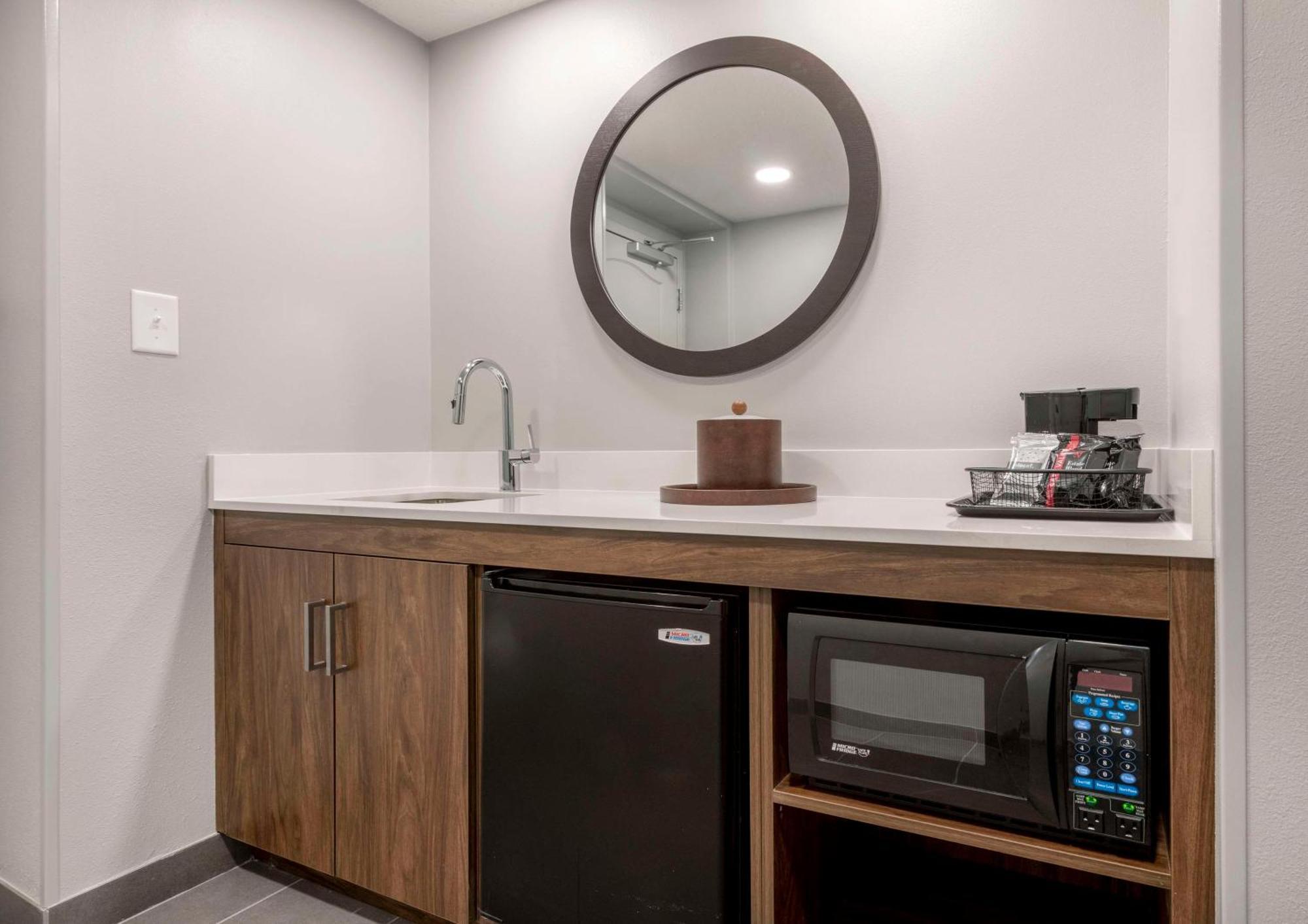 Hampton Inn & Suites Burlington Dış mekan fotoğraf