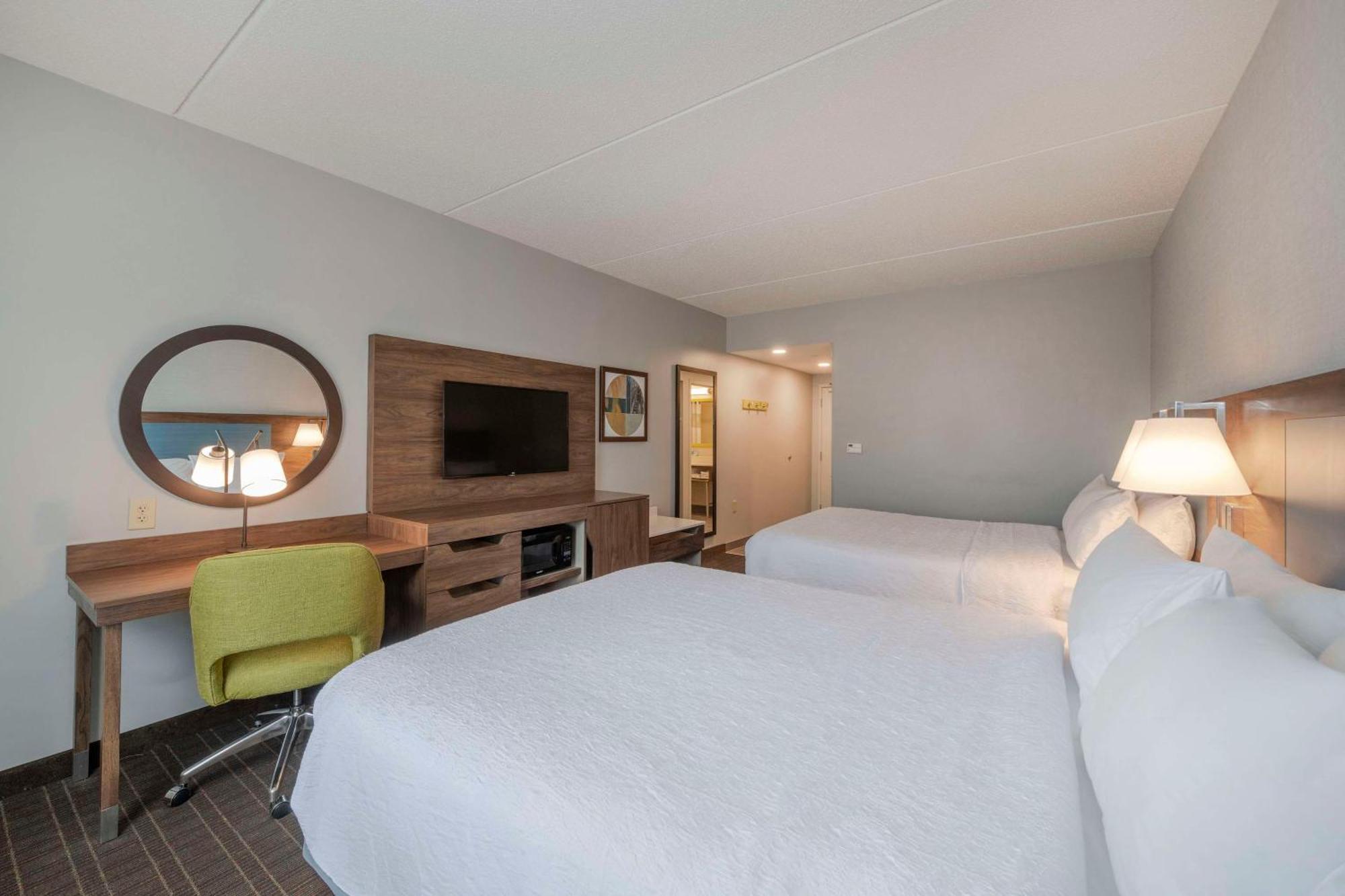 Hampton Inn & Suites Burlington Dış mekan fotoğraf