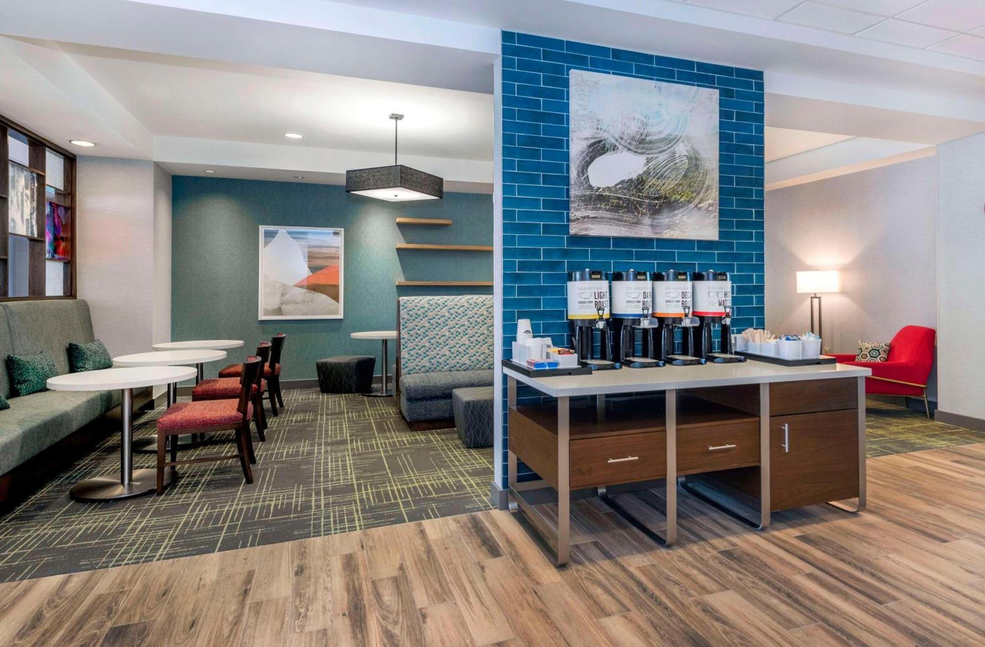Hampton Inn & Suites Burlington Dış mekan fotoğraf