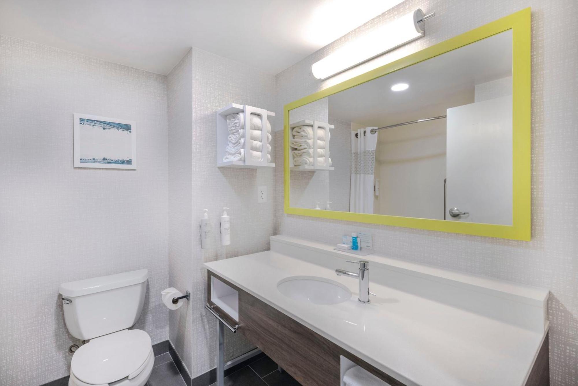 Hampton Inn & Suites Burlington Dış mekan fotoğraf