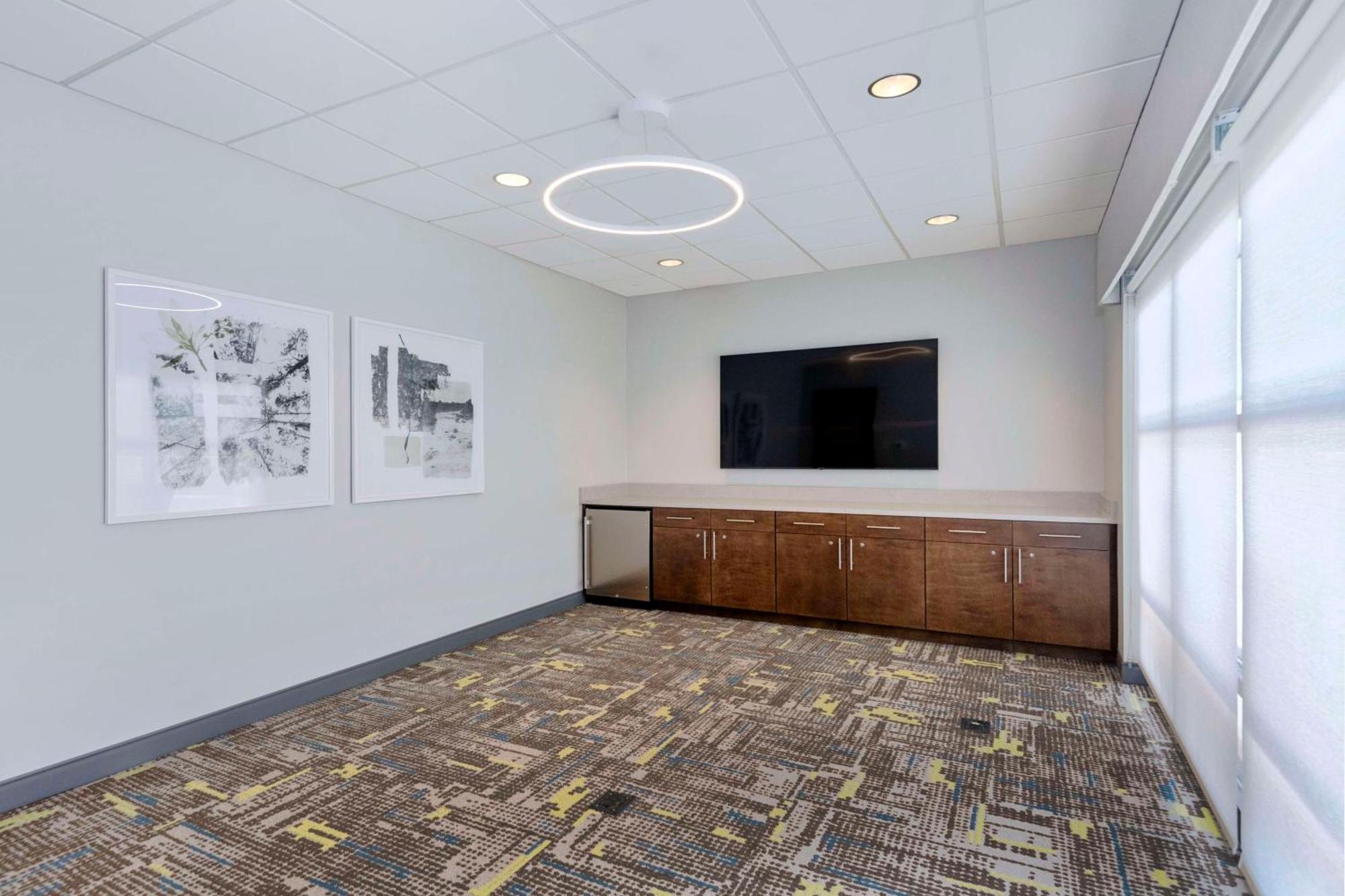 Hampton Inn & Suites Burlington Dış mekan fotoğraf