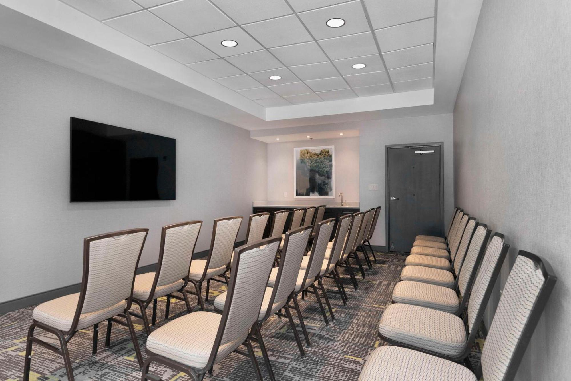 Hampton Inn & Suites Burlington Dış mekan fotoğraf