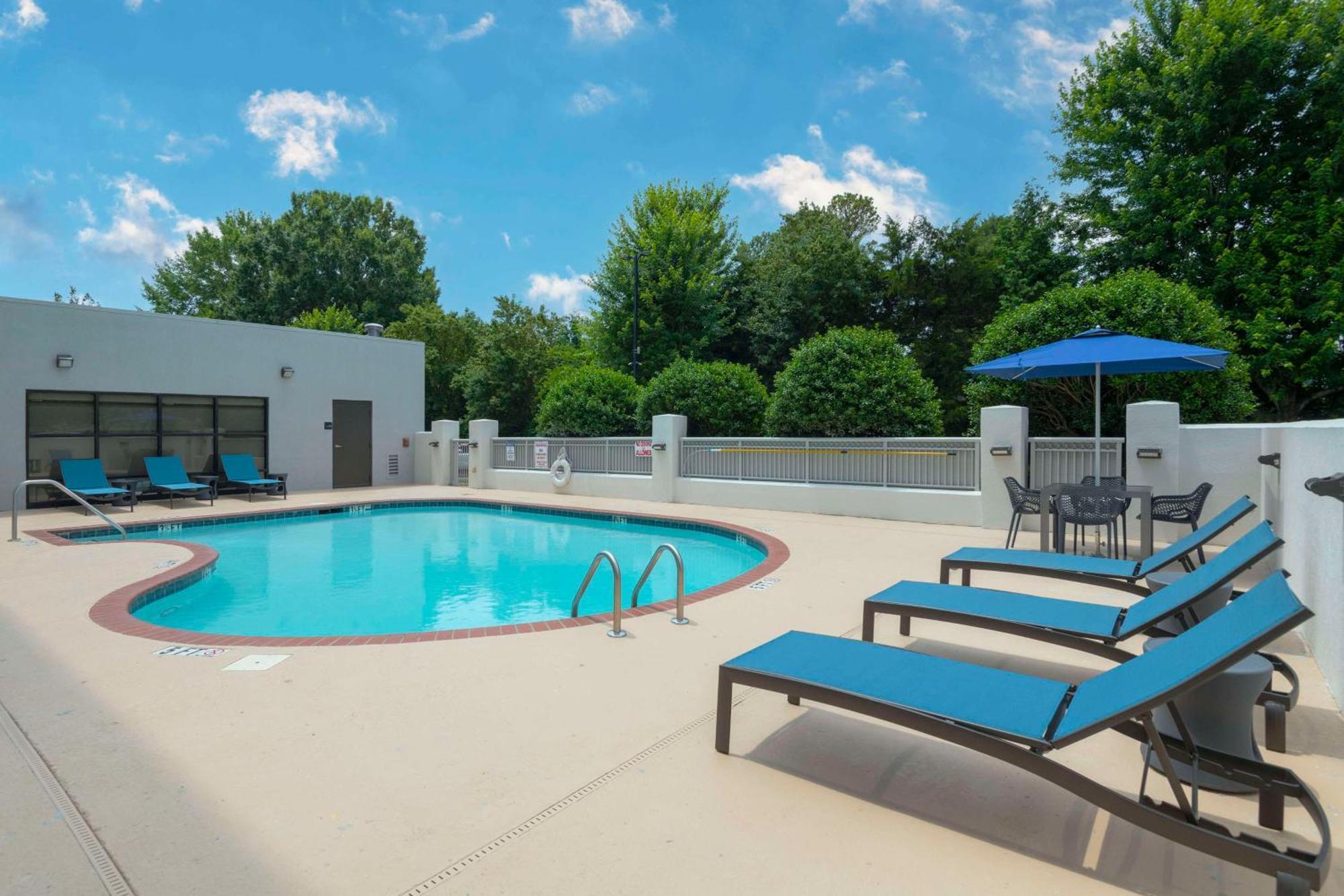 Hampton Inn & Suites Burlington Dış mekan fotoğraf