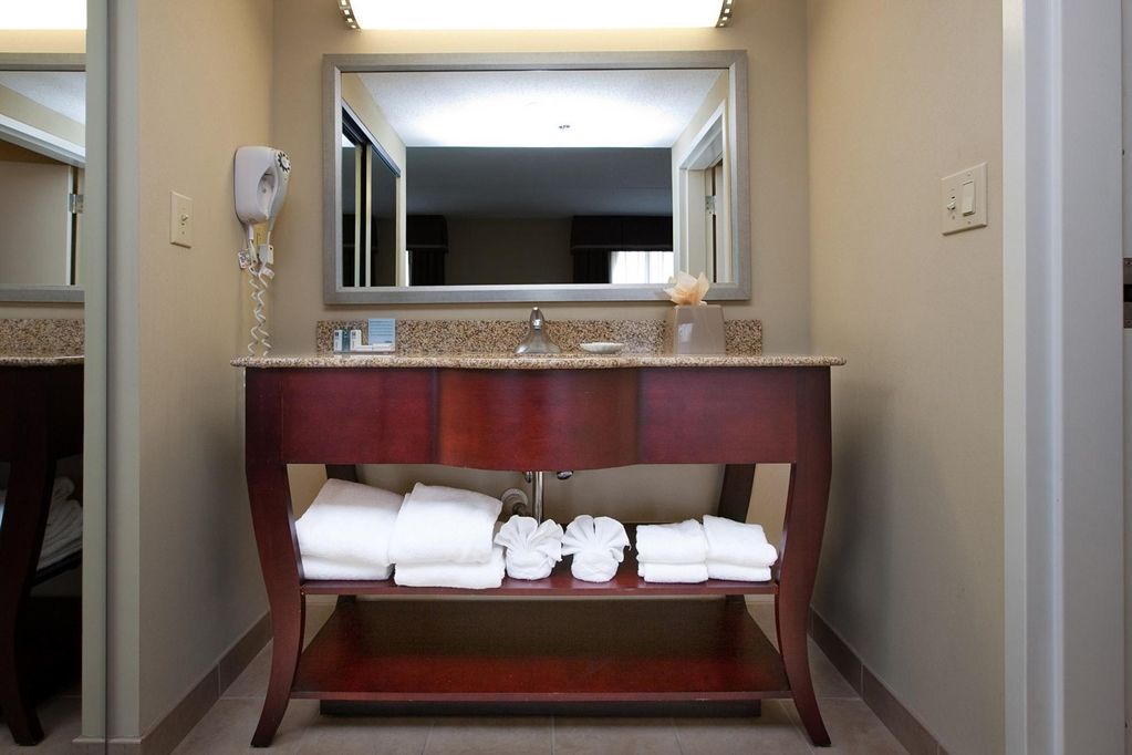 Hampton Inn & Suites Burlington Oda fotoğraf